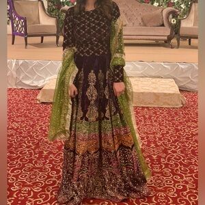 Velvet Gharara/Lehenga Pakistan Indian Wedding Shaadi Mehndi Dholki Purple Dress